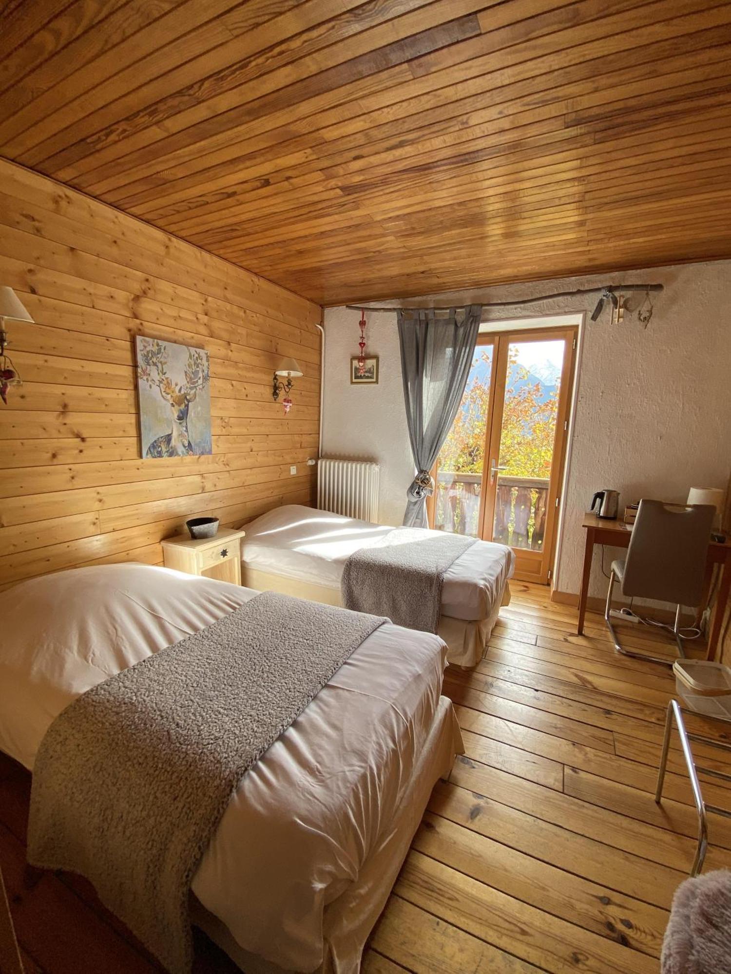 Auberge De La Foret Орі Номер фото